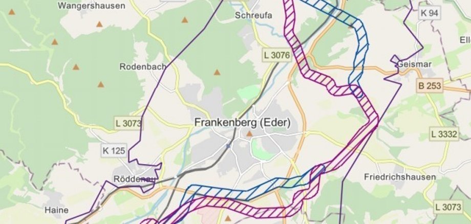 Kartendarstellung eines Rhein-Main-Link-Teilstücks mit Alternativtrassen